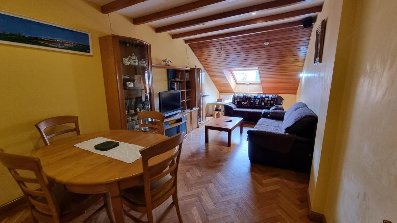 Apartamento Os Pineiros Cambados Esterno foto